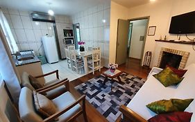 Apartamento a DUAS quadras do Centro